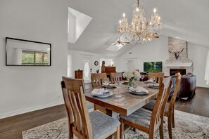 Enjoy your meal in this luxurious dining room!