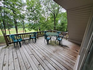Homey Hideaway - Deck