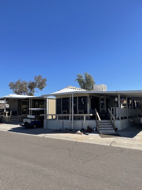 Livin' the Stream on the Island at Lake Havasu City AZ
