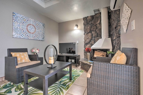 Poway Vacation Rental | 2BR | 1BA | 750 Sq Ft | 2 Steps Required