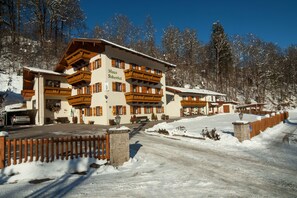 Haus Achental (DE Berchtesgaden) - Nagel Birgit - 11039/11551-Hausansicht-Winter