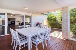 Outdoor entertaining 