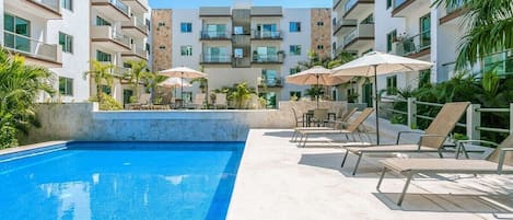 A beautiful pool at the complex to enjoy a pool day & some sun