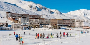 Snow and ski sports