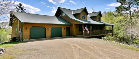 Massive Driveway to fit all your vehicles and trailers