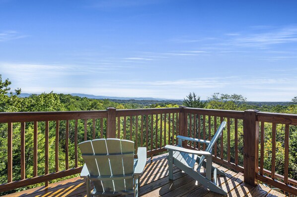Watch the Dollywood fireworks from the balcony!