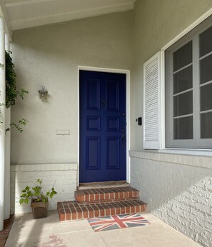 FRONT DOOR