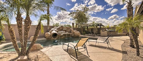 Mesa Vacation Rental | 3BR | 2BA | Step-Free Access | 1,652 Sq Ft