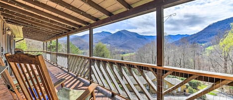 Maggie Valley Vacation Rental | 4BR | 3BA | Stairs Required | 1,872 Sq Ft