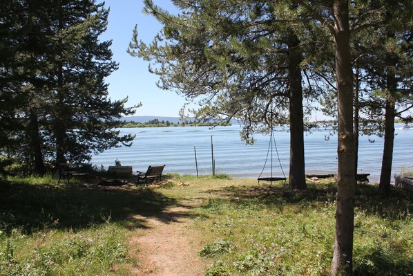 Amazing views of the water and sunsets with direct access to private dock