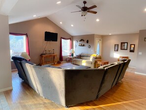 Living Room (1)