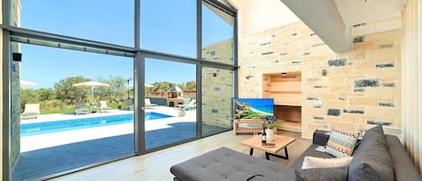 Living area. Moonlight Maxima Villa | HotelPraxis Group
