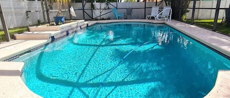 Large pool, heated for your pleasure. 30 x 15