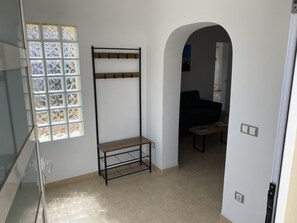 Income hall