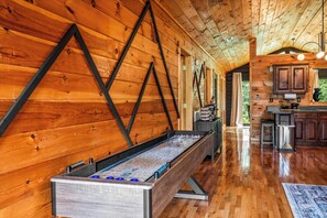 Spielezimmer