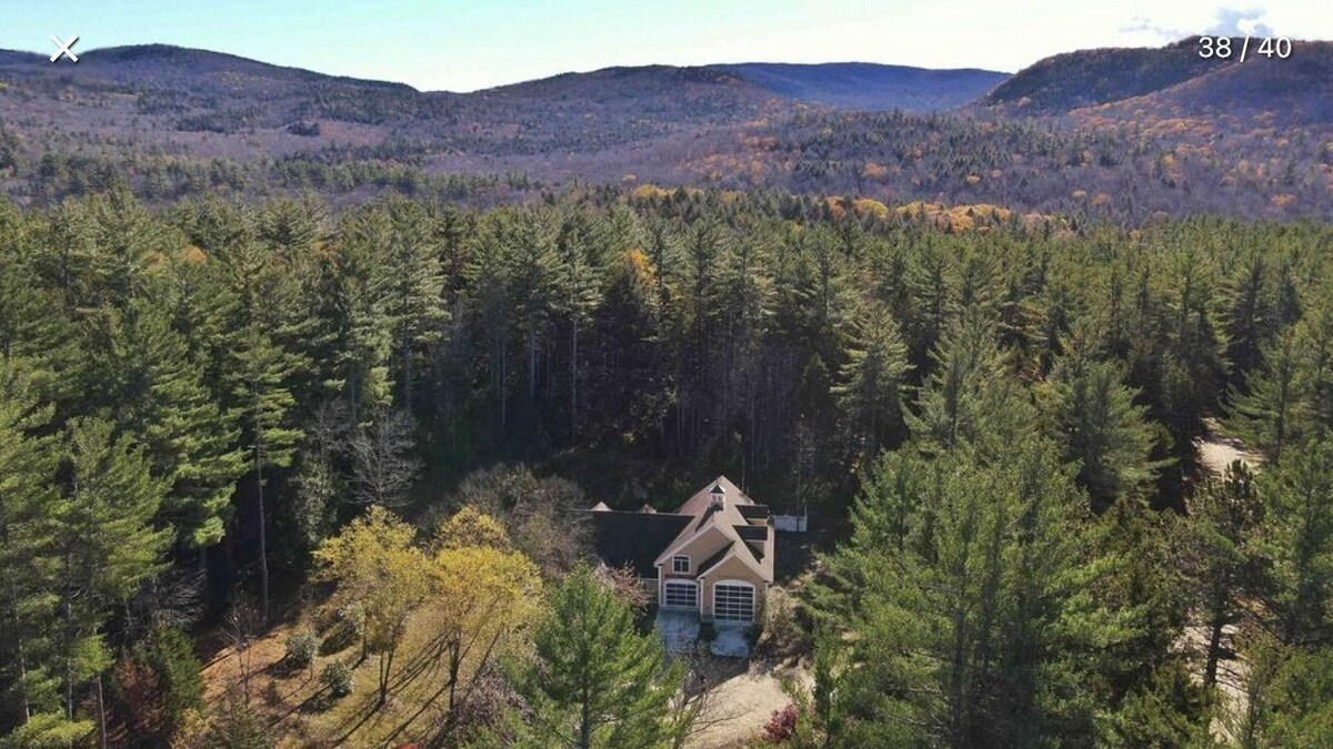 Replica firehouse with large game room, close to hiking and skiing