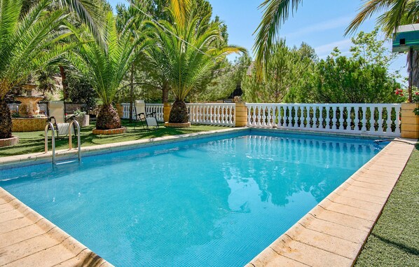 pool