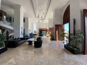 Main Lobby hosting five star Bistrot Mario Restaurant and Luxury Spa