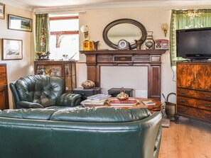 Living room | ByewaysRailway Carriage, Selsey