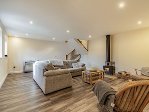 Living room | Brick Kiln Cottage, Burton Overy
