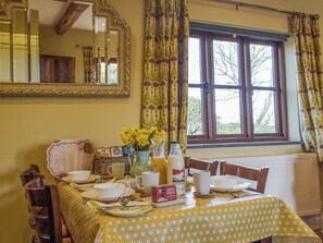 Dining Area | Cilau Bach, Trefgarn Owen