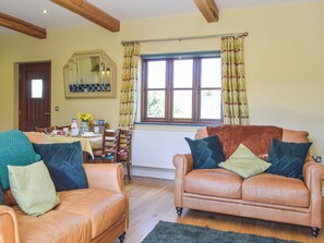 Living area | Cilau Bach, Trefgarn Owen