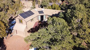 Book your high country stay at the Tree House