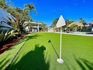 Hole 3 on 1,000 sq ft Miniature Golf.