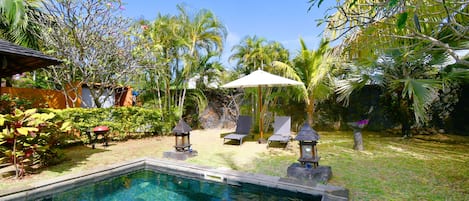Elegant Villa Bali Style close to the beach in Mauritius to rent
