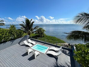 Beach/ocean view