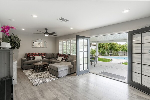 Rear Living Room