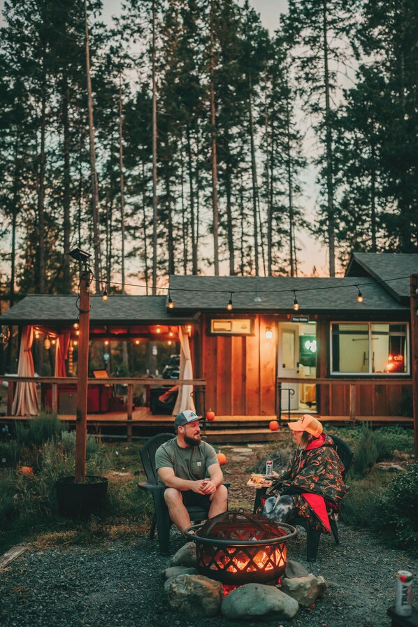 Outdoor space in front of your cabin