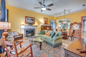 Living Room | Keyless Entry