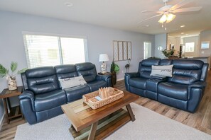 St. Augustine Ocean Front Rentals Living Room