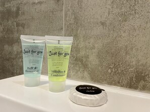 Bathroom amenities