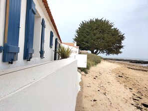 maison de pêcheur sur la plage