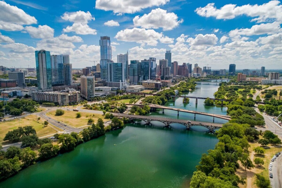 Stylish Cozy Home near Downtown Austin!