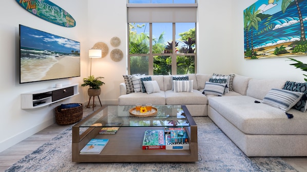 Welcome to Makai Living in the Fairways community at the Mauna Lani Resort