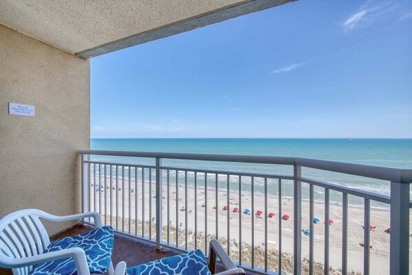 WELCOME! Private 10th Floor Oceanfront Balcony