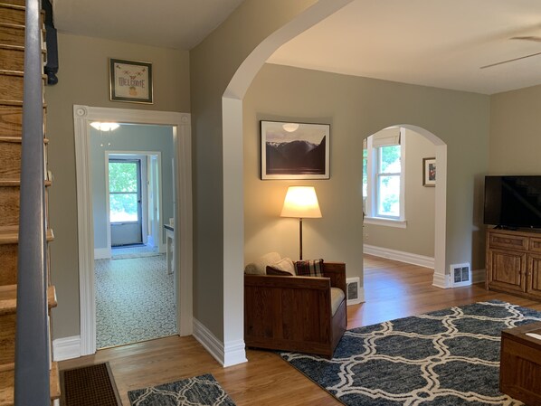 Entry to Home - Kitchen ahead, Living Room to Dining Room on Right