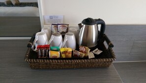 Kaffee und/oder Kaffeemaschine