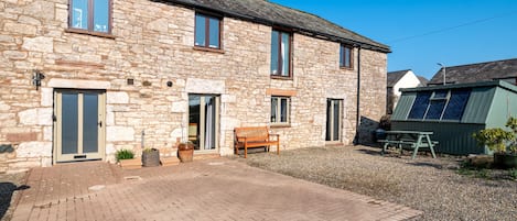 Lilac Barn, Accessible Self-Catering Cottage Lake District