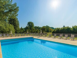 Holiday Home Swimming Pool