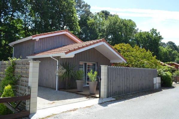 Chalet en bois à louer village Khélus