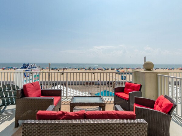 Large Oceanfront Balcony