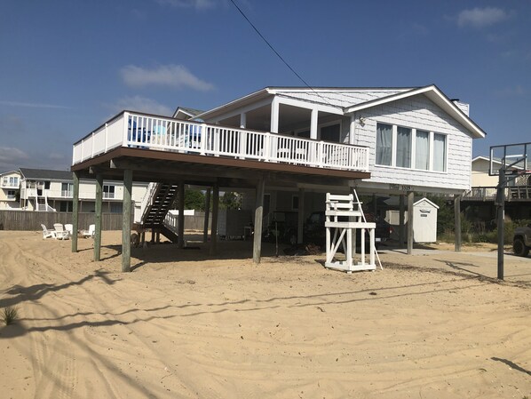 Open sunny house with large deck and yard