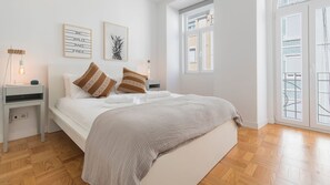 "Beautiful, modern décor with rooms that are flooded with natural light throughout the day" #airbnb #airbnblisbon #portugal #pt #lisbon