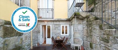 Rustic apartment with the Clean&Safe certification #airbnb #airbnbporto #portugal #pt #porto