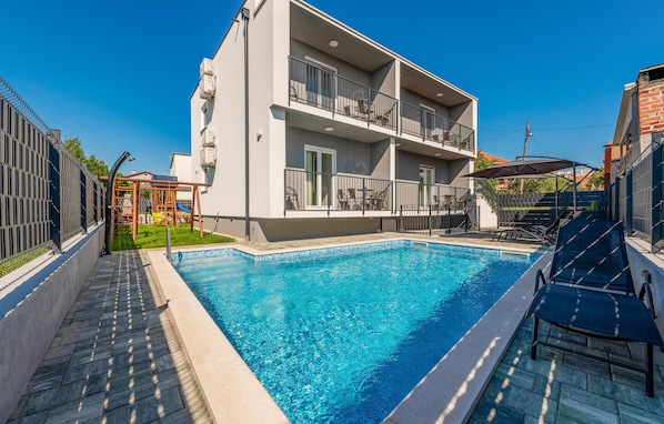 pool