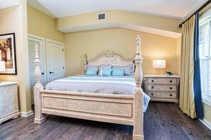 King Bed and Closet
